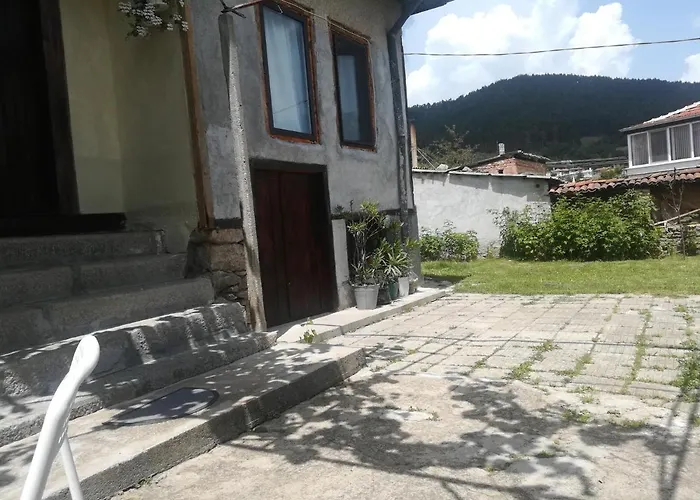 къща христини 3*