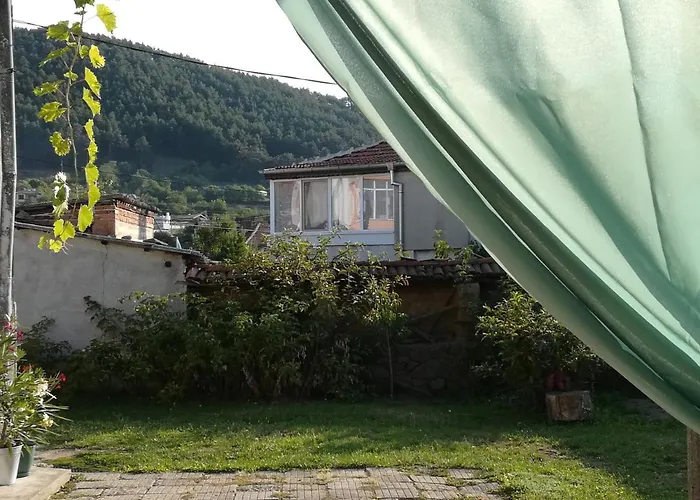 Guest house къща христини Kalofer