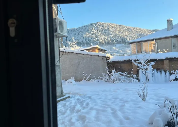 къща христини 3* Kalofer