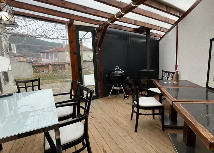 Guest house къща христини