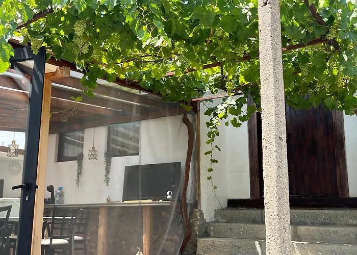 Guest house къща христини